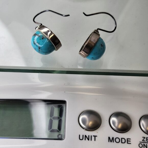 Turquoise hued Small Earrings - Picture 9 of 10